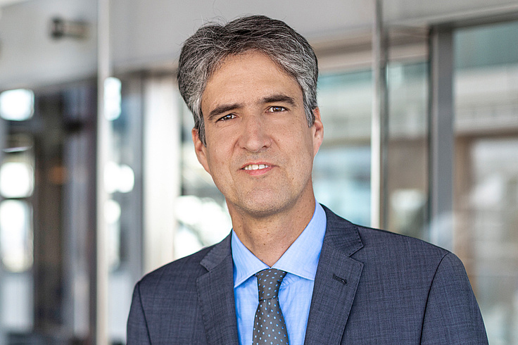 Dr. Florian Kirchhof