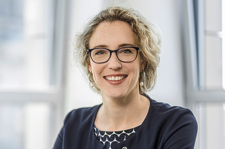 Dr. Juliane Hoffmann